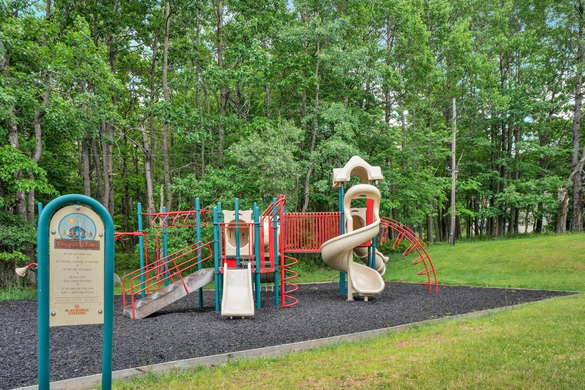 The Sage Chalet In Emerald Lakes, Poconos! Long Pond Exterior photo